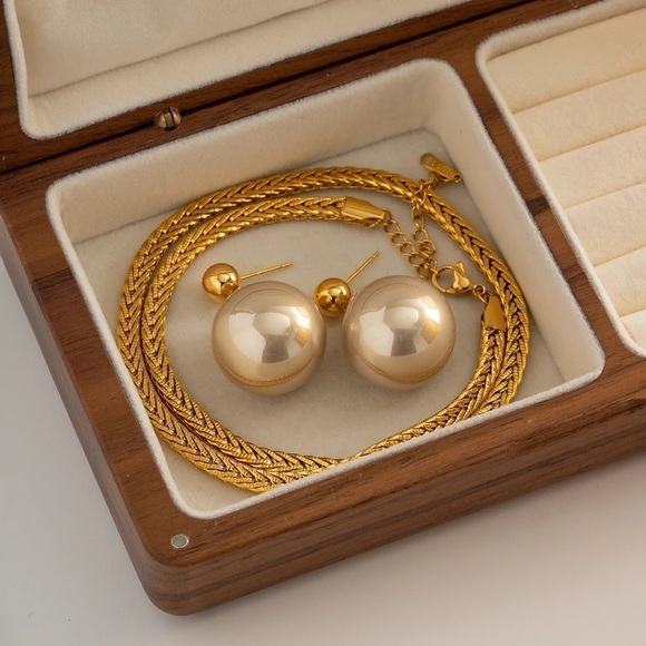 18K Gold Plated Champagne Pearl Drop Earrings - Picture 1 of 7